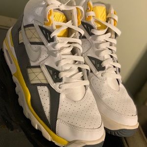 Bo Jackson Signature across Trainers